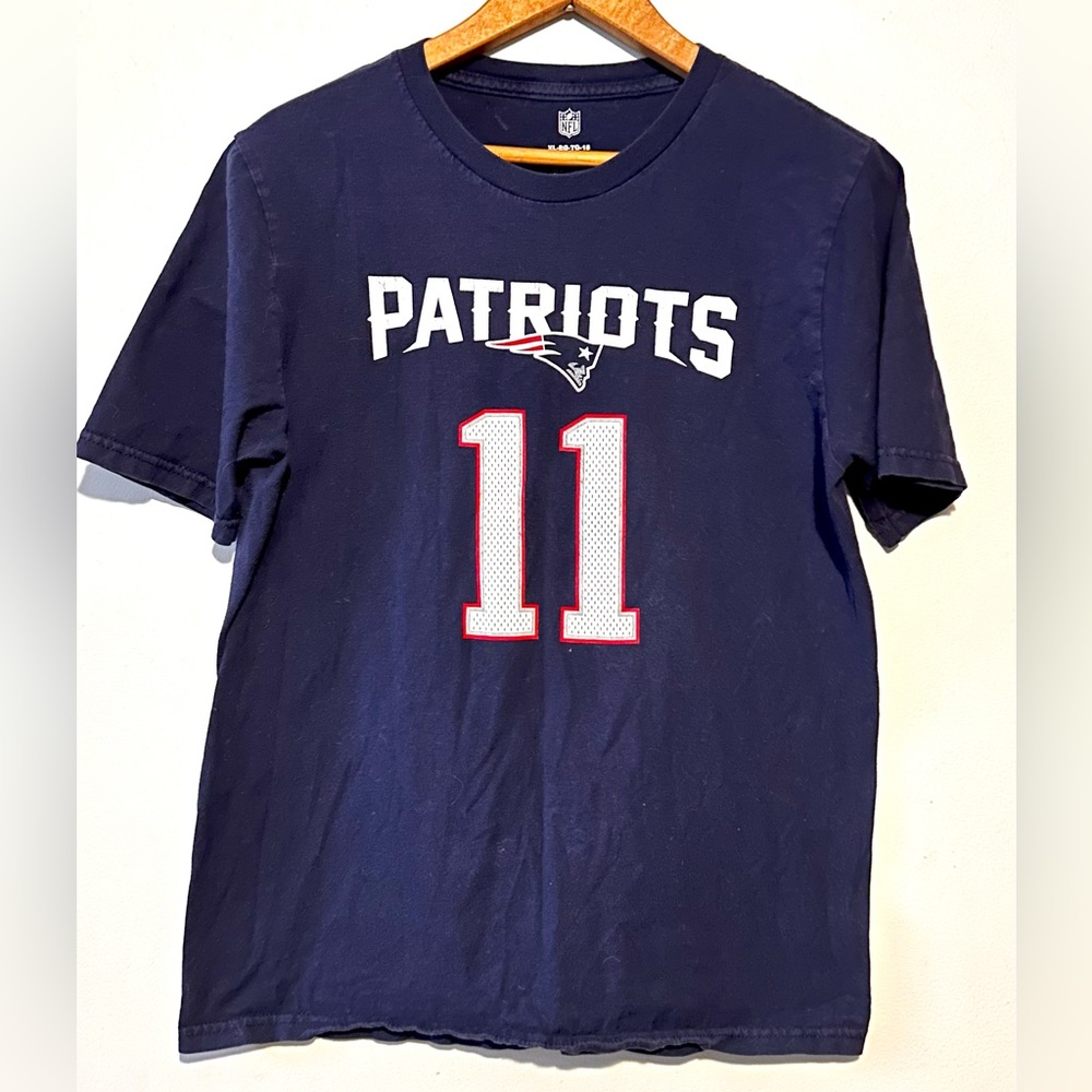 Patriots Football History! Number 11 Edelman T-shirt 100% cotton XL